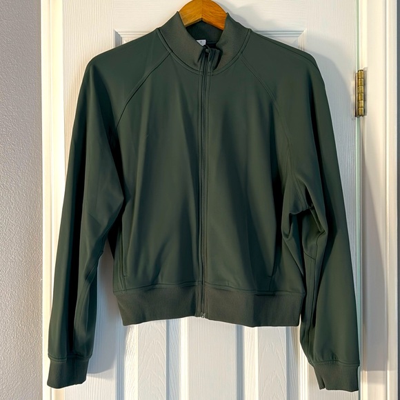 Lululemon Wunder Train Track Jacket - Picture 1 of 3